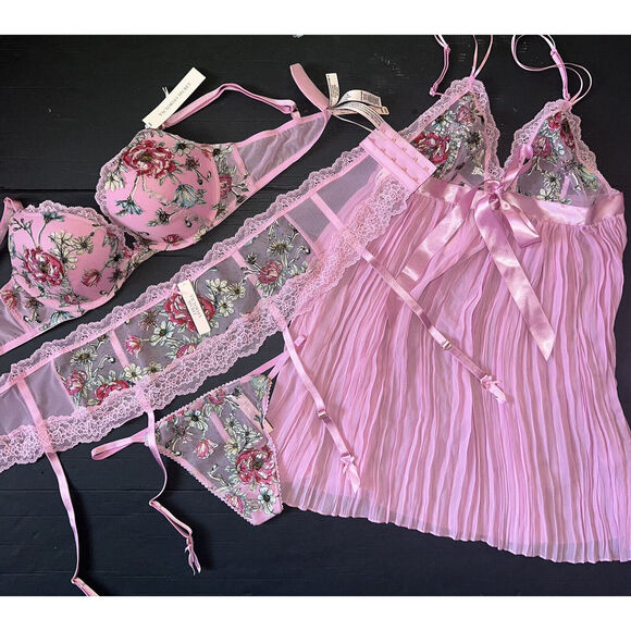 Victoria's Secret 34B BRA SET+garter+thong+S BABYDOLL gown PINK floral appliqué - Picture 1 of 11